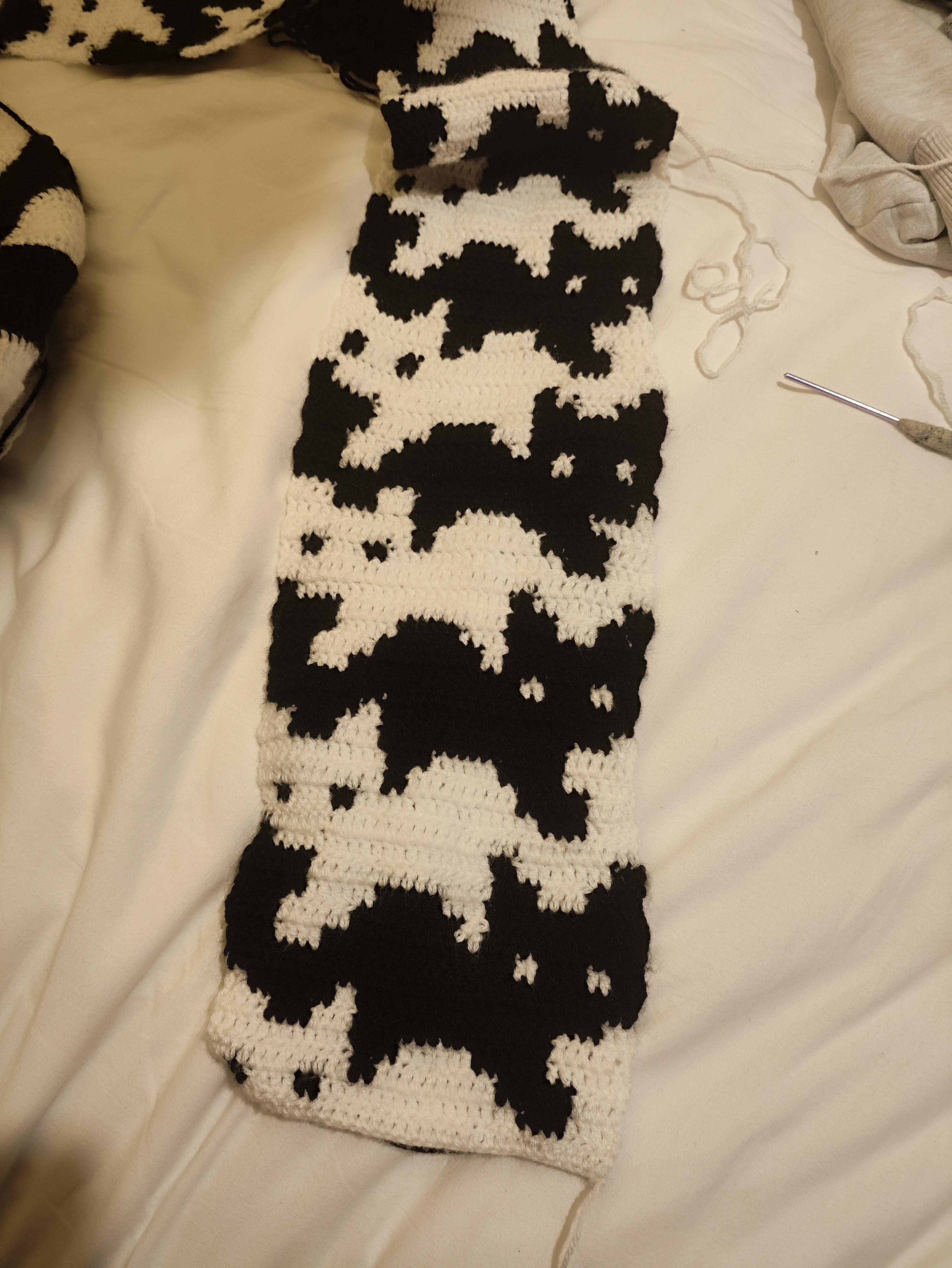 Hornets virkade scarf